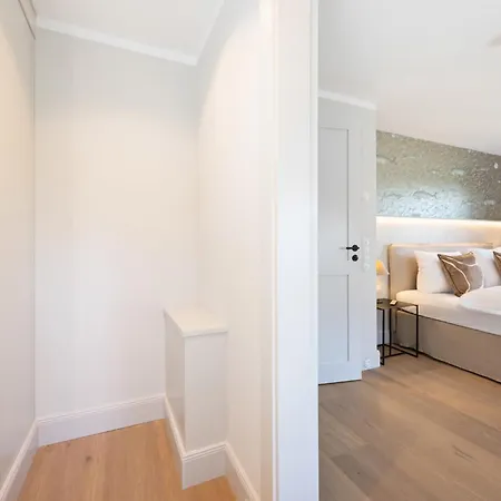 Gardenlodge 3 * List